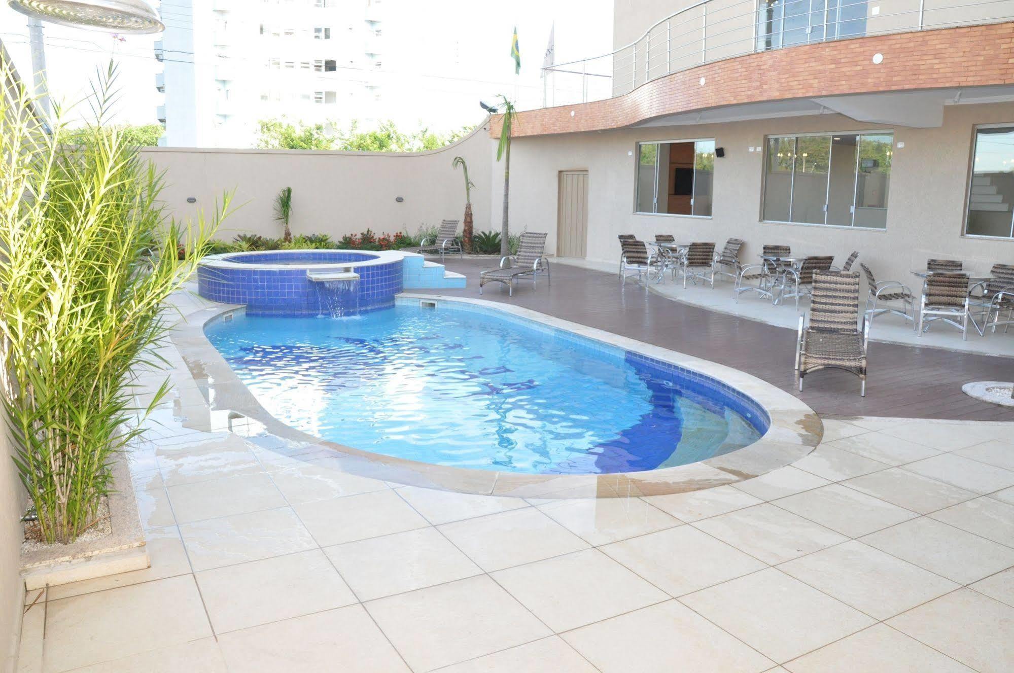 Lotus Hotel Guaratinguetá Buitenkant foto